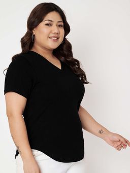 BRINNS - Plus Size Black V-Neck Cotton T-Shirt