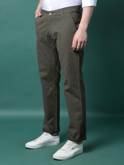 CRIMSOUNE CLUB - Men Olive Solid Cotton Straight Fit Casual Trouser