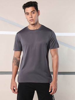 CULT - Men Solid Grey Half Sleeves Round Neck T-Shirt