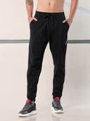 Black color option, Sold out, Currently selected