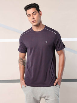 CULT - Men Solid Purple Half Sleeves Round Neck T-Shirt