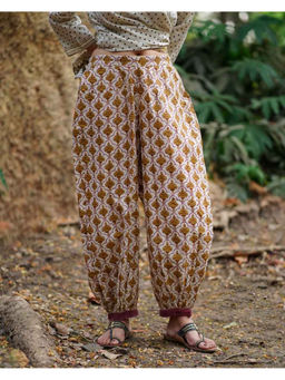 Chidiyaa - Whistling Woods Malika Ivory Block Printed Cotton Salwar Pant