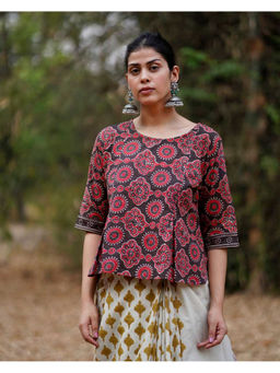 Chidiyaa - Whistling Woods Saanjh Dhale Black Block Printed Cotton Top