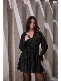 Bofreesia - Women Black V-Neck Tiered Flared Dress with Inner Slip