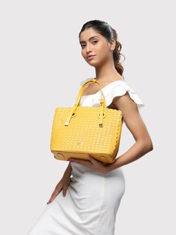Caprese - Andrea Satchel Medium Yellow (M)