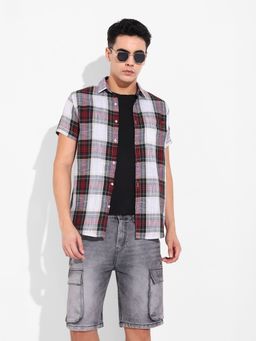 The Indian Garage Co - Men White Slim Fit Checked Collar Half Sleeves Shirt