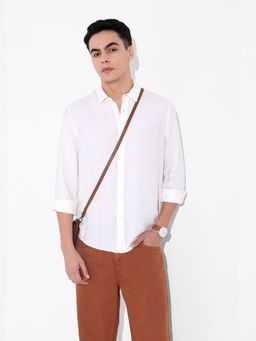 The Indian Garage Co - Men White Solid Collar Full Sleeves Shirt