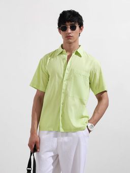 The Indian Garage Co - Men Green Solid Collar Half Sleeves Shirt