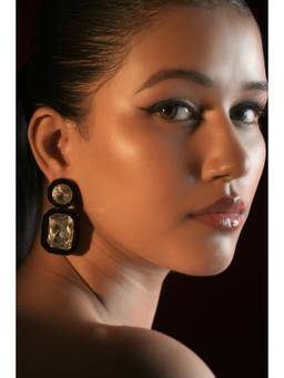 Bijoux by Priya Chandna - Black Prism Studs Earring
