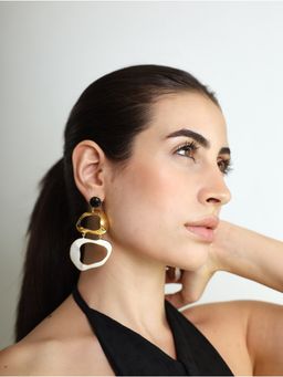 VARNIKA ARORA - Drift Dangler Earrings