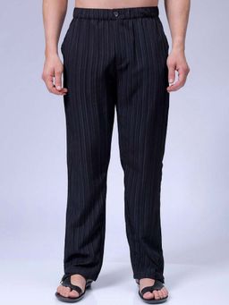 The Indian Garage Co - Men Loose Fit Textured Mid-Rise Elasticated Trousers Black