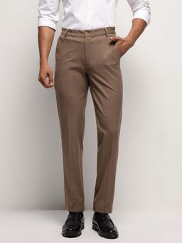 Subtract - Men 4 Way Stretch Wrinkle Free Slim Fit Trouser In Brown