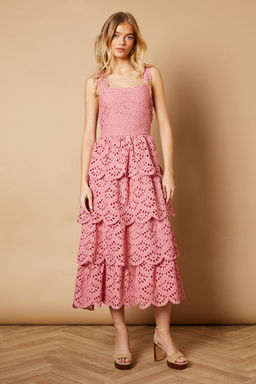 Oasis - Scallop Trim Broderie Midi Dress - Pink