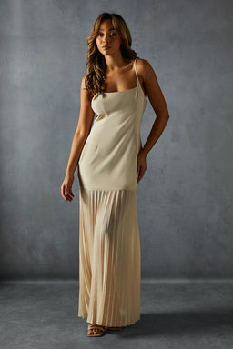 Misspap - Square Neck Pleated Chiffon Maxi Dress - Nude