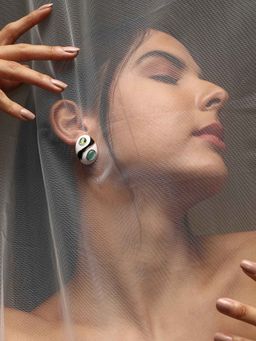 Sohi - Womens The Marquess Stud Earrings - Pistachio Green