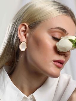 Sohi - Womens The Diana Stud Earrings - Opal White