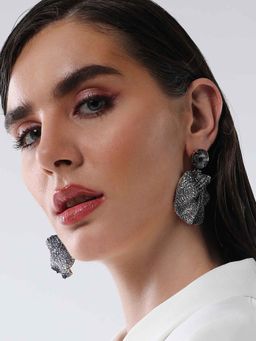 Sohi - Womens The Onyx Black Glacier Swirl Drop Earrings