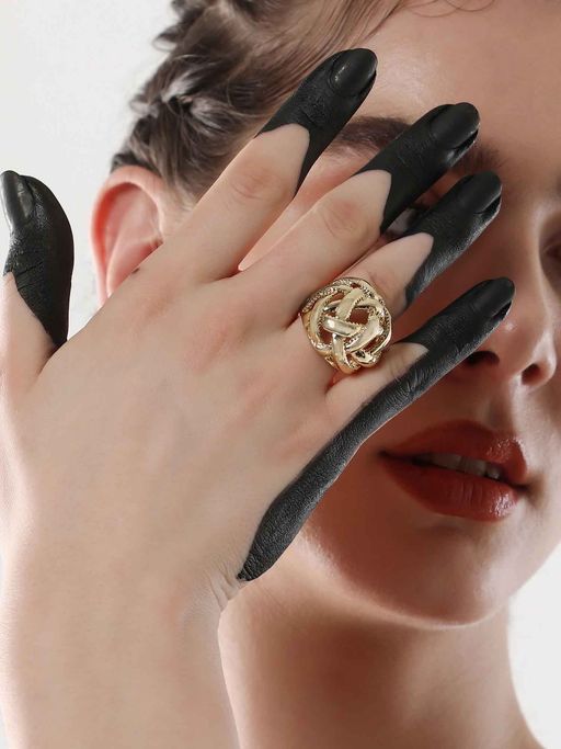 Sohi Womens The Gold Basket Weave Statement Ring