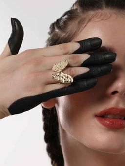 Sohi - Womens The Daisy White Pearl Butterfly Dreams Ring