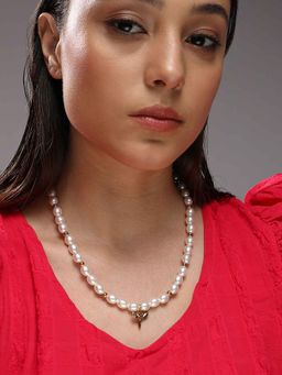 Sohi - Womens The Wing Collar Necklace - Pearl White