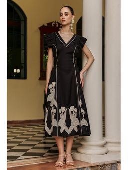 BOHO-CHIC By Sukriti Jain - Black The Bouquet Midi Dress