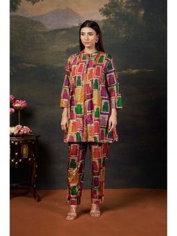 THETAA - Multi-Colour Hand Embroidered Pintuck Kurti With pants