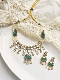 Peach Tassels - Green Gemstone Stylish Kundan Necklace Set