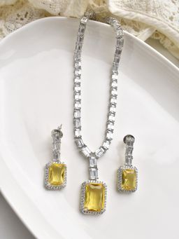 Peach Tassels - Yellow Gemstone Pendant Necklace Set