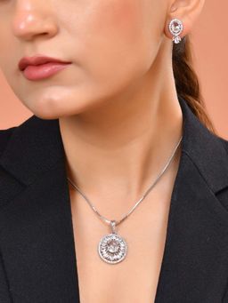 VOJ - White Silver Plated Oval Shaped Ad Stone Studded Necklace Set