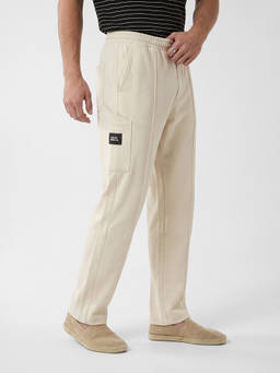 max - White Urbn Solid Pant