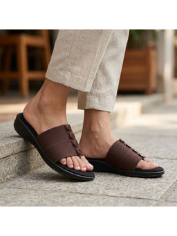 Global Step - Buttoned Softies Brown Open Toe Flats