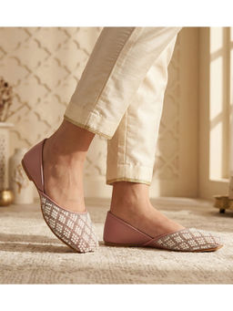 Global Step - Pearl Luxe Lavender Juttis