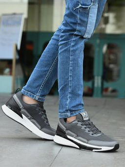 Off Limits - Skyrun Grey Sneaker