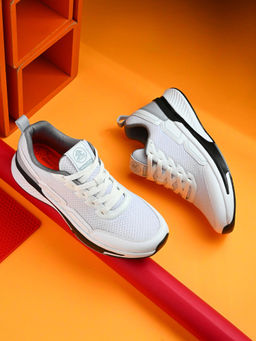 Off Limits - Skyrun Off White Sneaker