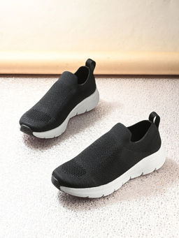 Off Limits - Zoe Black Sneakers