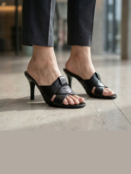 Global Step - Velmora Muse Black Heels