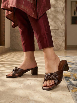 Global Step - Posh Knot craft Block Rust Heels
