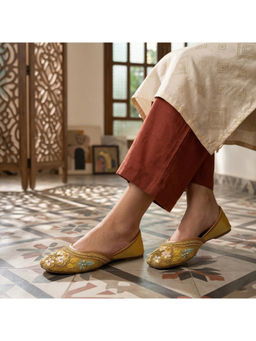 Global Step - Anaya Gold Juttis
