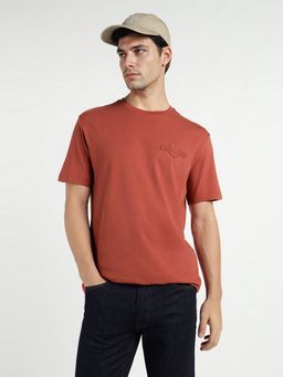 GANT - Men Rust Tonal Shield Pure Cotton Solid Crew Neck T-Shirt