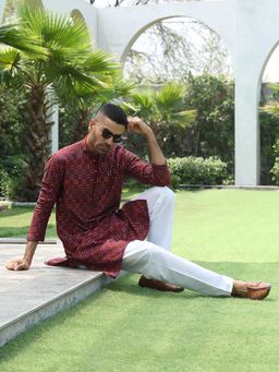 Kraft India - Maroon Embroidered Regular Fit Kurta and Pyjama (Set of 2)