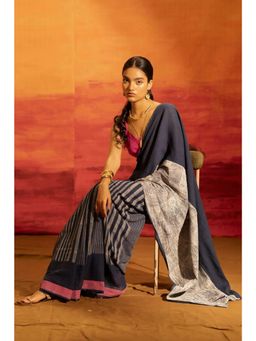 Banana Labs - Illume Luma Navy Saree With Unstitched Blouse