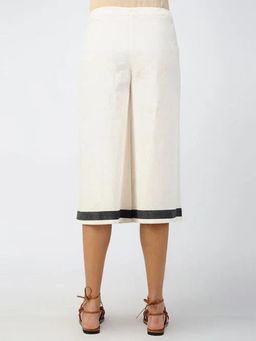 Banana Labs - Scanner White
                  Skirt - 2