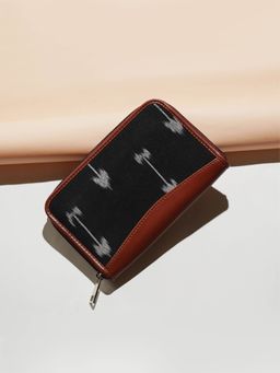 Zouk - Womens Handcrafted Vegan Ikat Arrow Chain Wallet