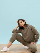 Olive color option, Sold out, Currently selected