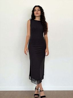 Outzidr - Black High Slit Flouncy Street Style Dress