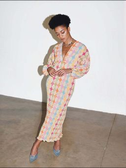 Outzidr - Red Gep Print Straight Fit Vacay Dress