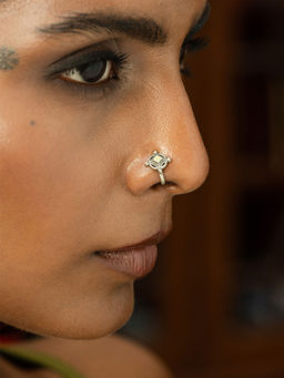 Shaya by CaratLane - 925 Silver Shaya by CaratLane Rudra Nose Clip In Oxidised
