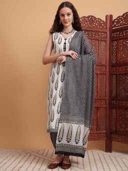 Sufiza Lifestyle - White Women Hand Block Kurta with Salwar and Dupatta