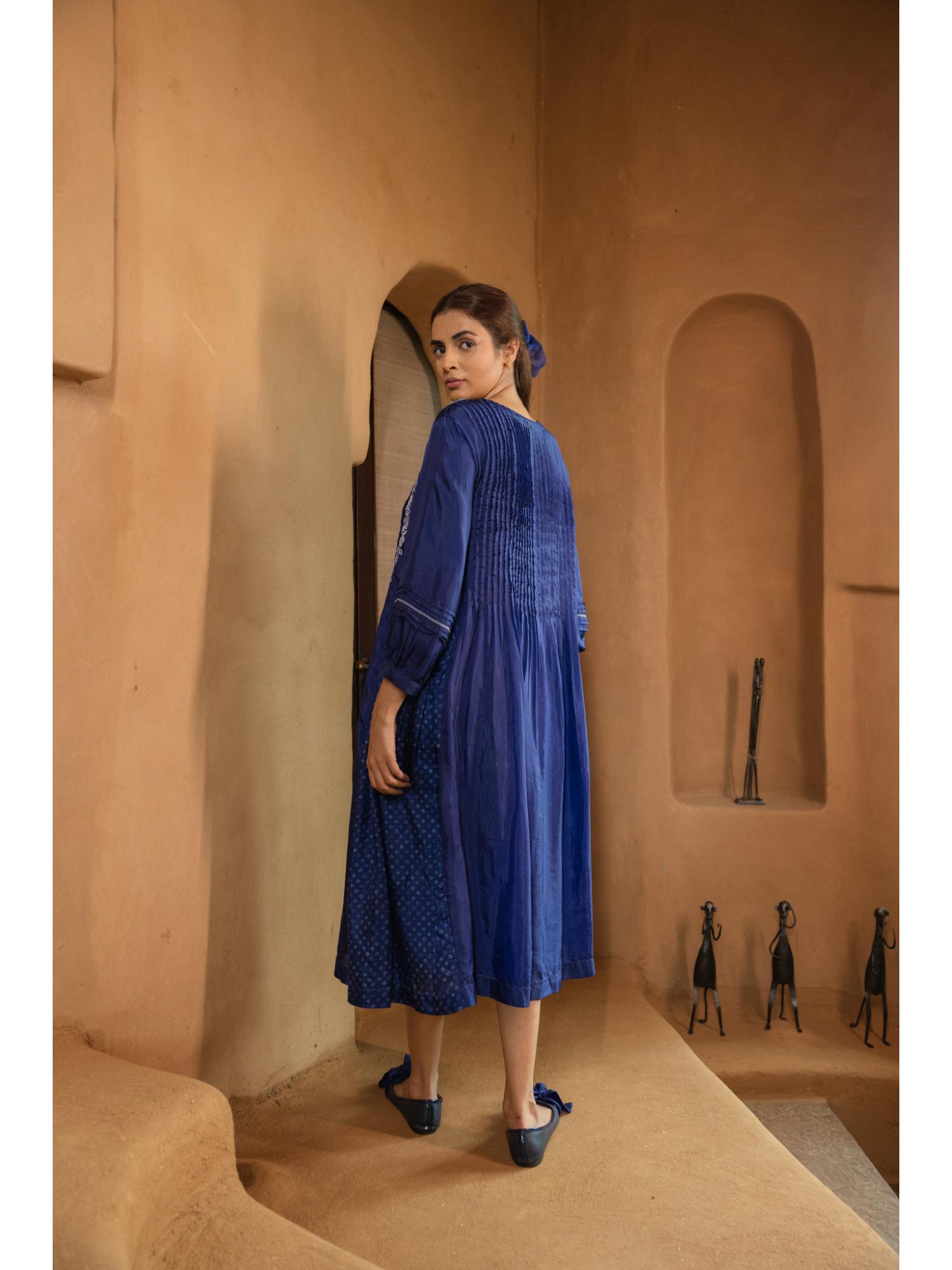 Buy AYAKA Osho Blue Front Open Pintuck Dress (XS) Online