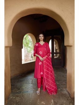 AYAKA - Scalloped Leheriya Dupatta